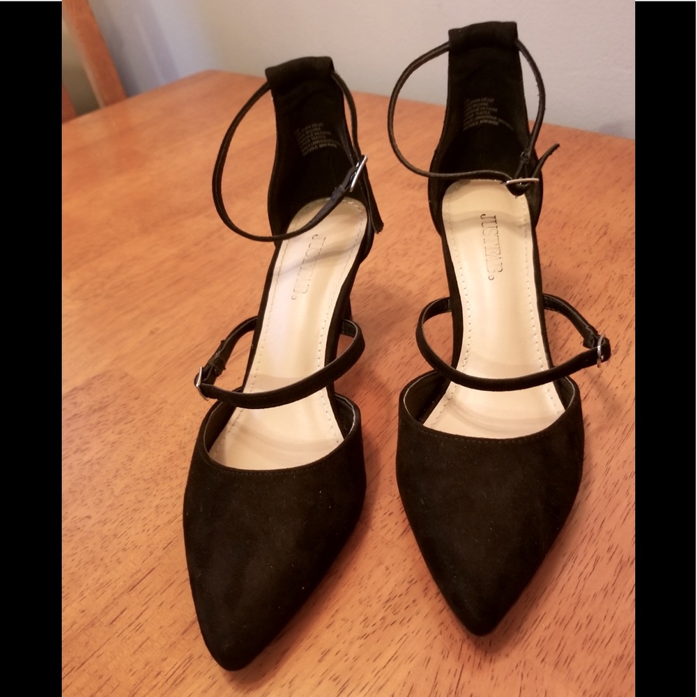 JustFab black suede, cupped heel & small strap shoe.